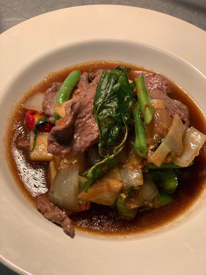 Siam Cottage Guesthouse Over 300 Years Old With Thai Restaurant Moreton-in-Marsh 外观 照片